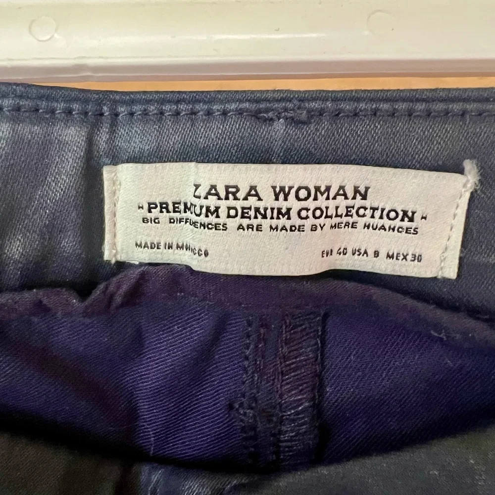 Zara woman premium denim coated dark navy blue skinny leg jeans size 8 - Picture 3 of 5